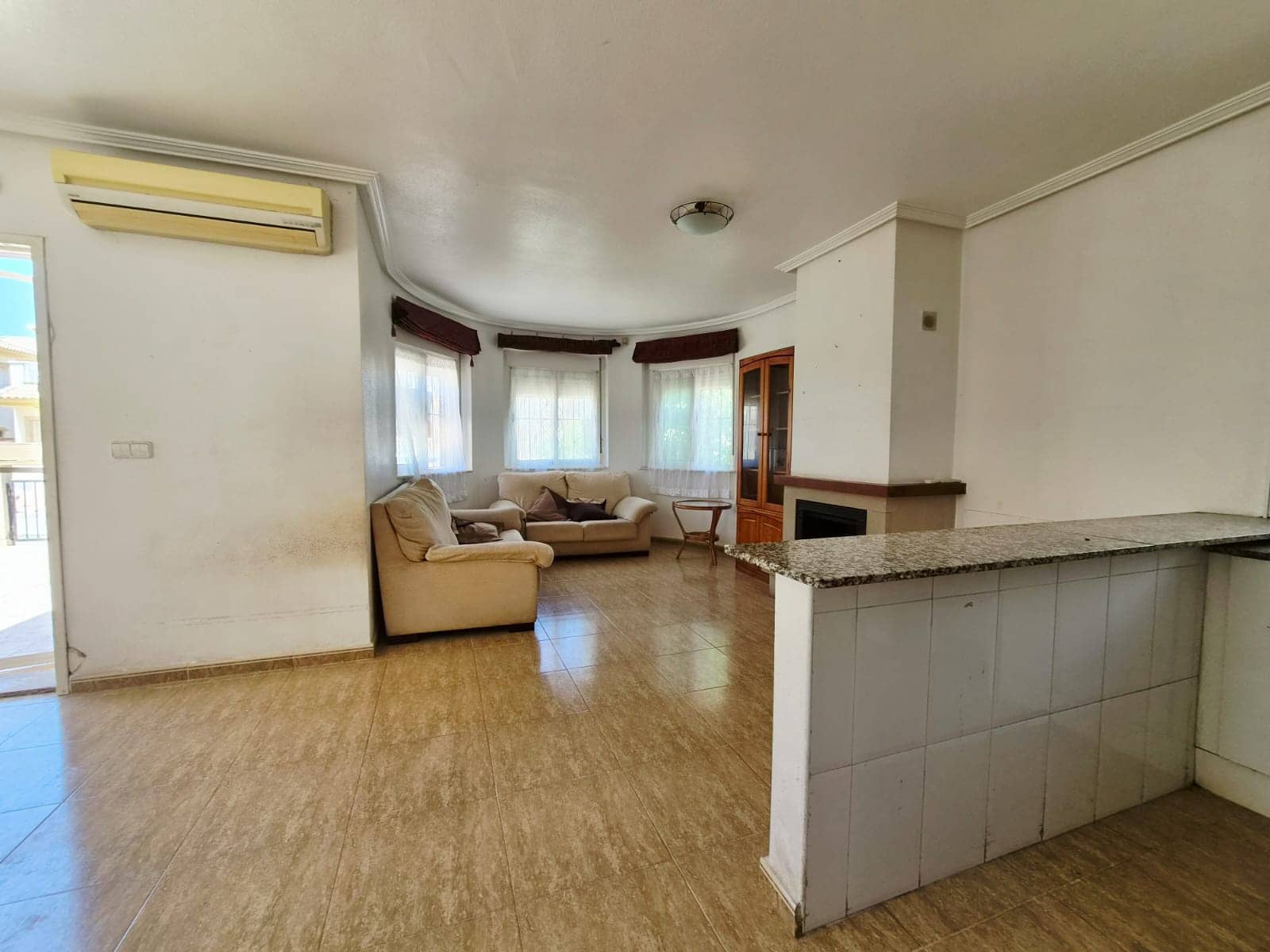 3 chambre Villa/Maison à vendre à Roldan avec piscine garage - 179 999 € (Ref: 9946923)