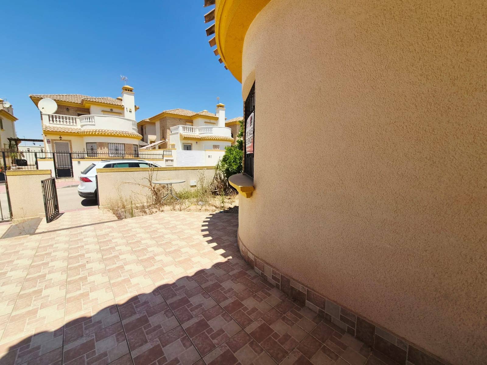 3 chambre Villa/Maison à vendre à Roldan avec piscine garage - 179 999 € (Ref: 9946923)