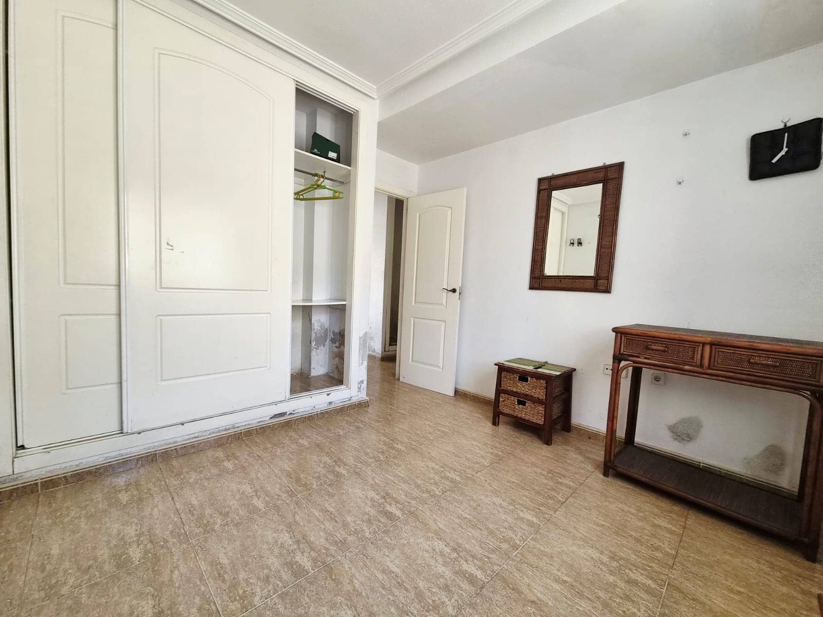 3 chambre Villa/Maison à vendre à Roldan avec piscine garage - 179 999 € (Ref: 9946923)