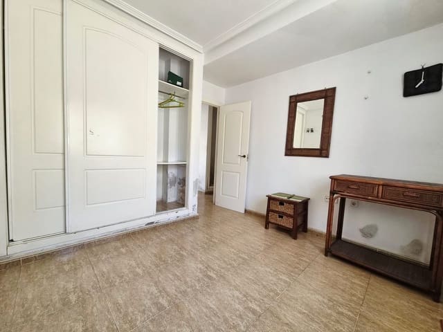 3 soverom Villa til salgs i Roldan med svømmebasseng garasje - € 179 999 (Ref: 9946923)