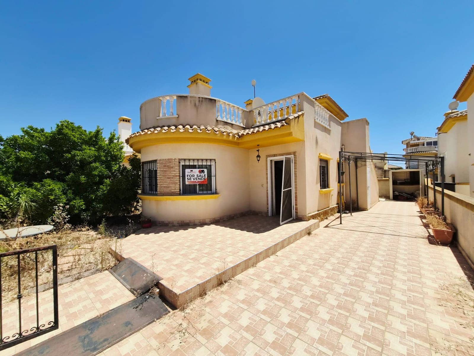 3 chambre Villa/Maison à vendre à Roldan avec piscine garage - 179 999 € (Ref: 9946923)