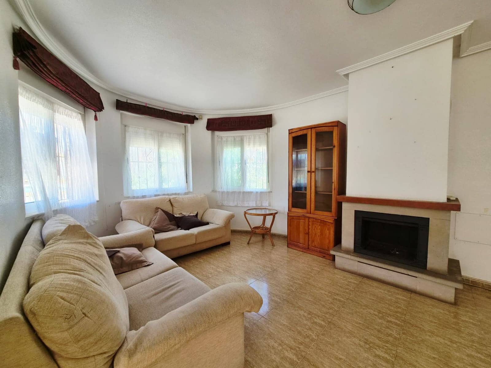 3 chambre Villa/Maison à vendre à Roldan avec piscine garage - 179 999 € (Ref: 9946923)