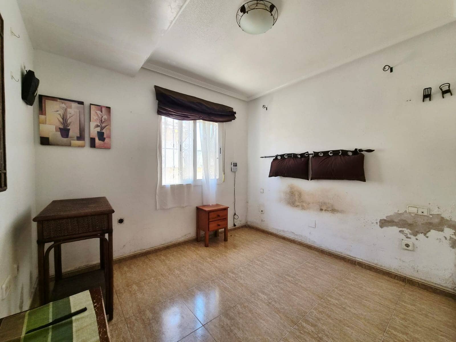 3 chambre Villa/Maison à vendre à Roldan avec piscine garage - 179 999 € (Ref: 9946923)
