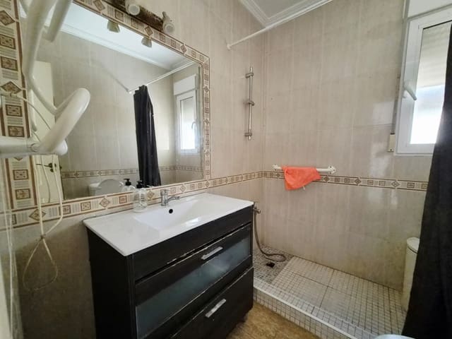 3 soverom Villa til salgs i Roldan med svømmebasseng garasje - € 179 999 (Ref: 9946923)