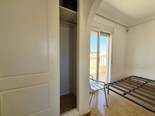 3 soverom Villa til salgs i Roldan med svømmebasseng garasje - € 179 999 (Ref: 9946923)