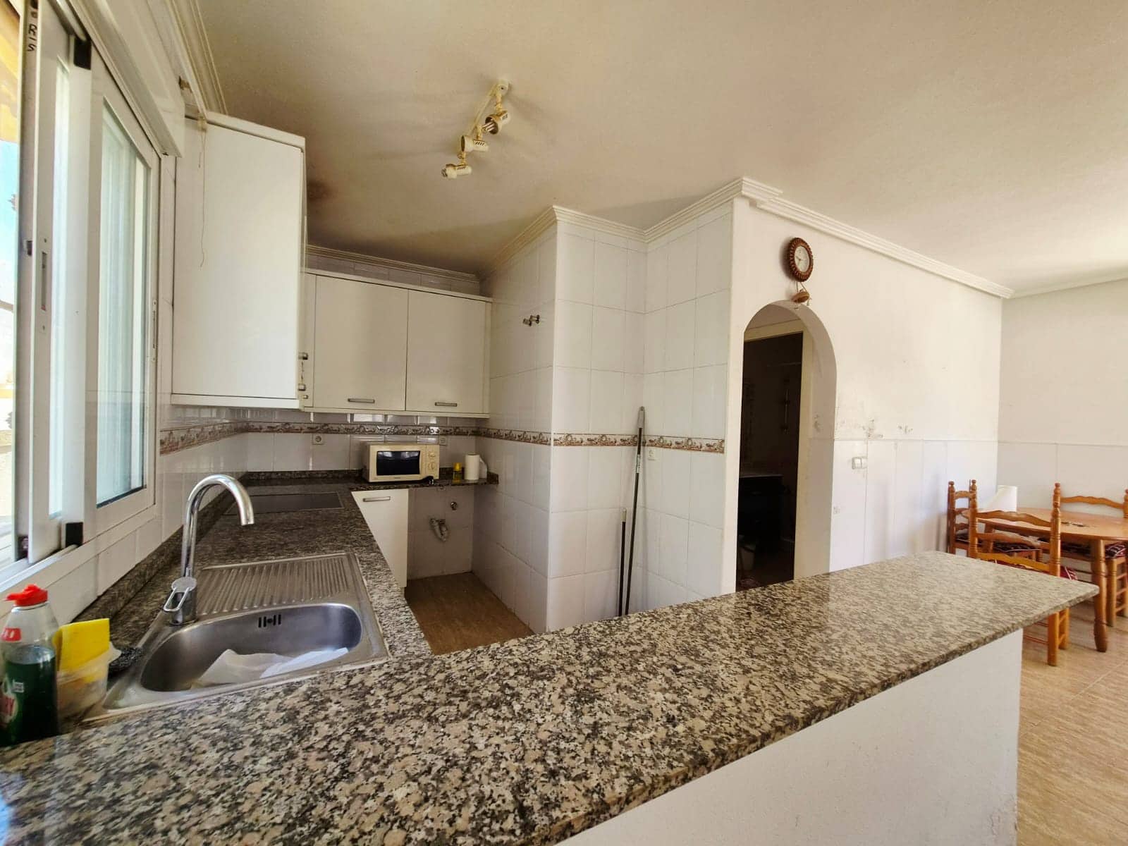 3 chambre Villa/Maison à vendre à Roldan avec piscine garage - 179 999 € (Ref: 9946923)