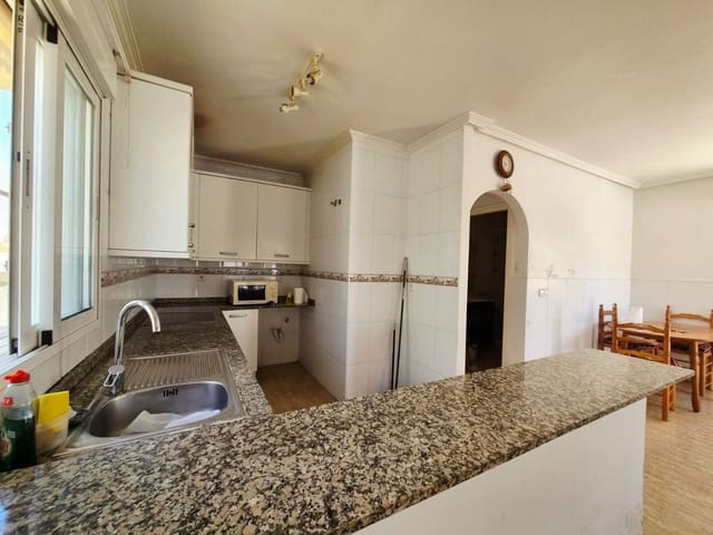 3 soverom Villa til salgs i Roldan med svømmebasseng garasje - € 179 999 (Ref: 9946923)