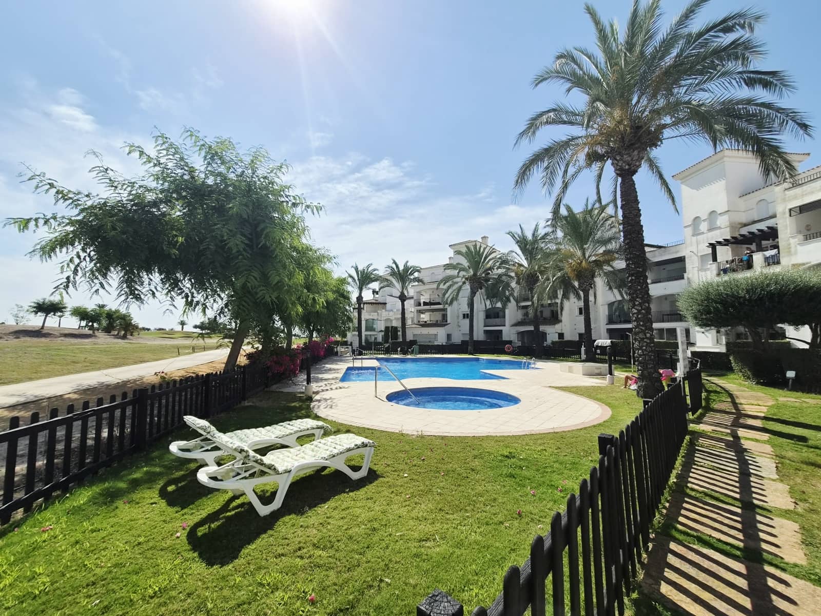 2 soveværelse Lejlighed til salg i La Torre Golf Resort med swimmingpool garage - € 149.999 (Ref: 9953650)