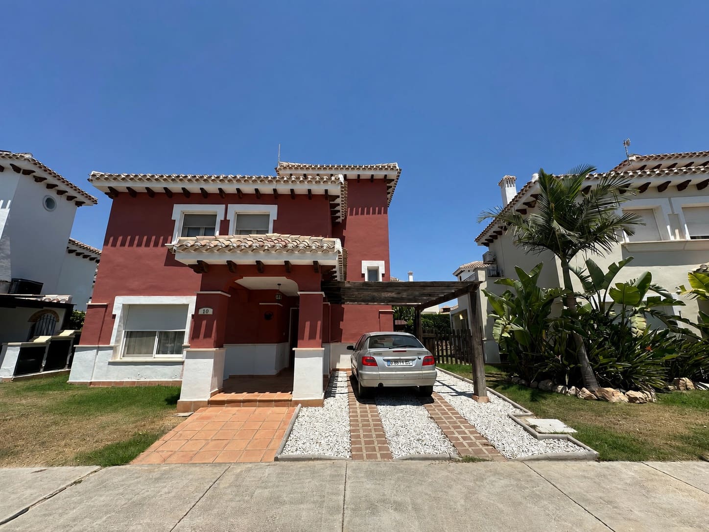Chalet de 3 habitaciones en Mar Menor Golf Resort en venta con piscina - 369.950 € (Ref: 9961920)