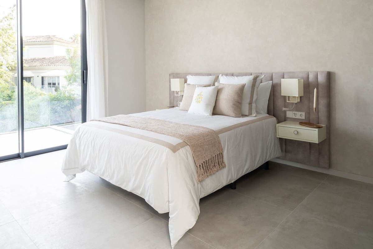 6 Zimmer Villa zu verkaufen in Benahavis mit Pool Garage - 5.950.000 € (Ref: 10073132)