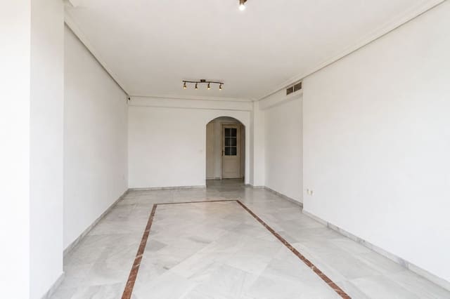 3 slaapkamer Appartement te koop in Nueva Andalucia, Marbella met zwembad garage - € 495.000 (Ref: 10073135)