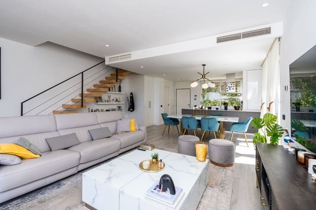 3 Zimmer Haus zu verkaufen in Cancelada, Estepona mit Pool Garage - 650.000 € (Ref: 10073136)