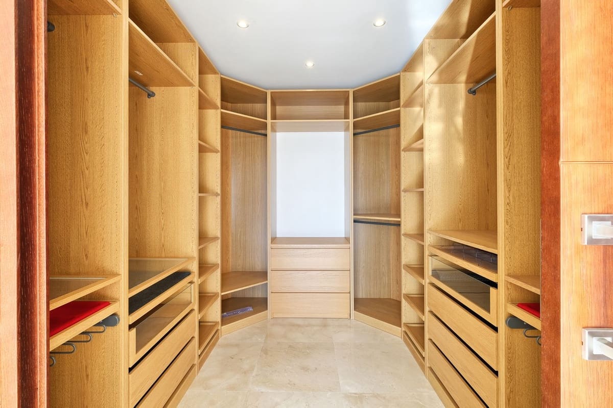 4 slaapkamer Villa te koop in Benahavis met zwembad garage - € 2.200.000 (Ref: 10073155)