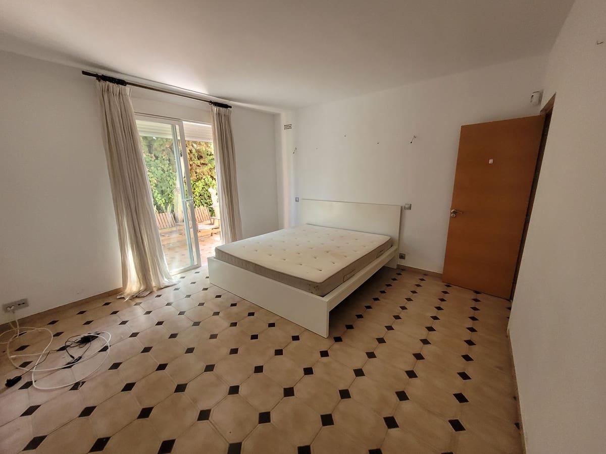 4 sovrum Villa till salu i Rio Real med garage - 920 000 € (Ref: 10073157)