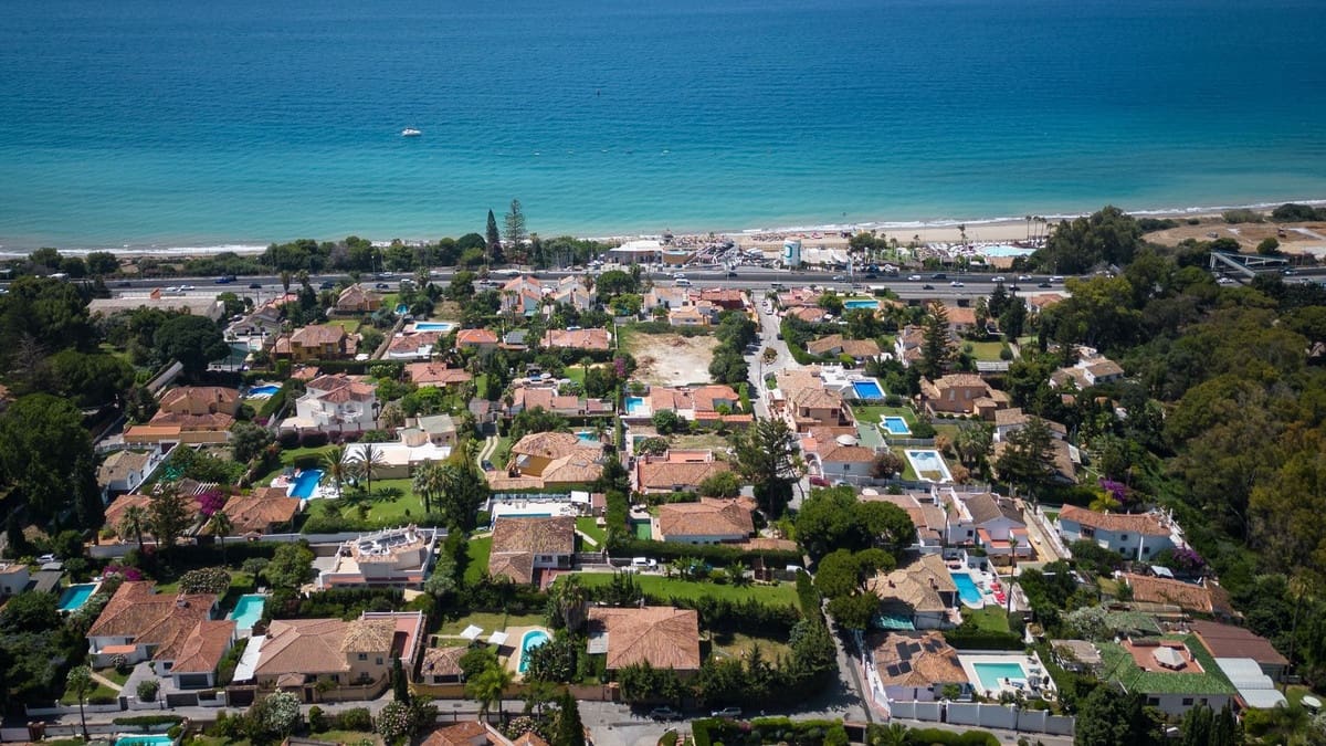 4 sovrum Villa till salu i Rio Real med garage - 920 000 € (Ref: 10073157)