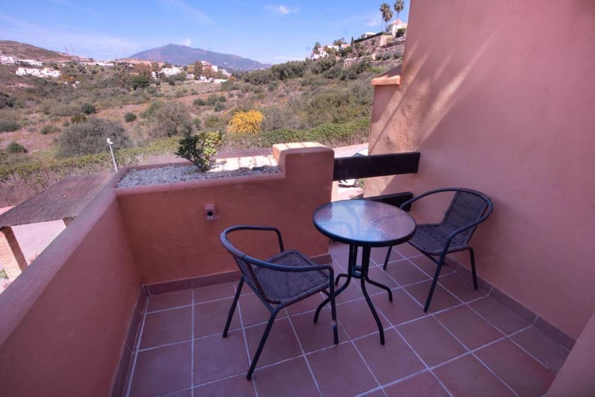 3 Zimmer Haus zu verkaufen in Benahavis mit Pool Garage - 676.000 € (Ref: 10073168)