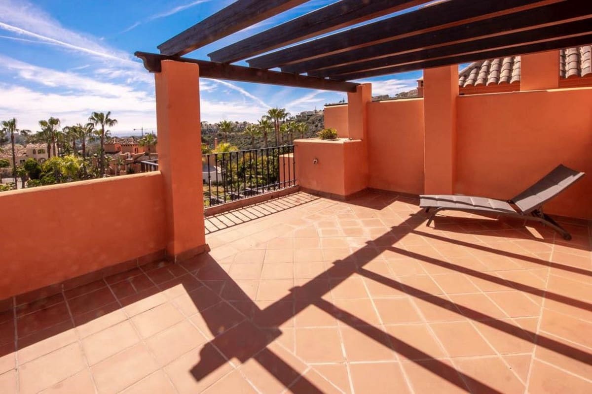 3 Zimmer Haus zu verkaufen in Benahavis mit Pool Garage - 676.000 € (Ref: 10073168)
