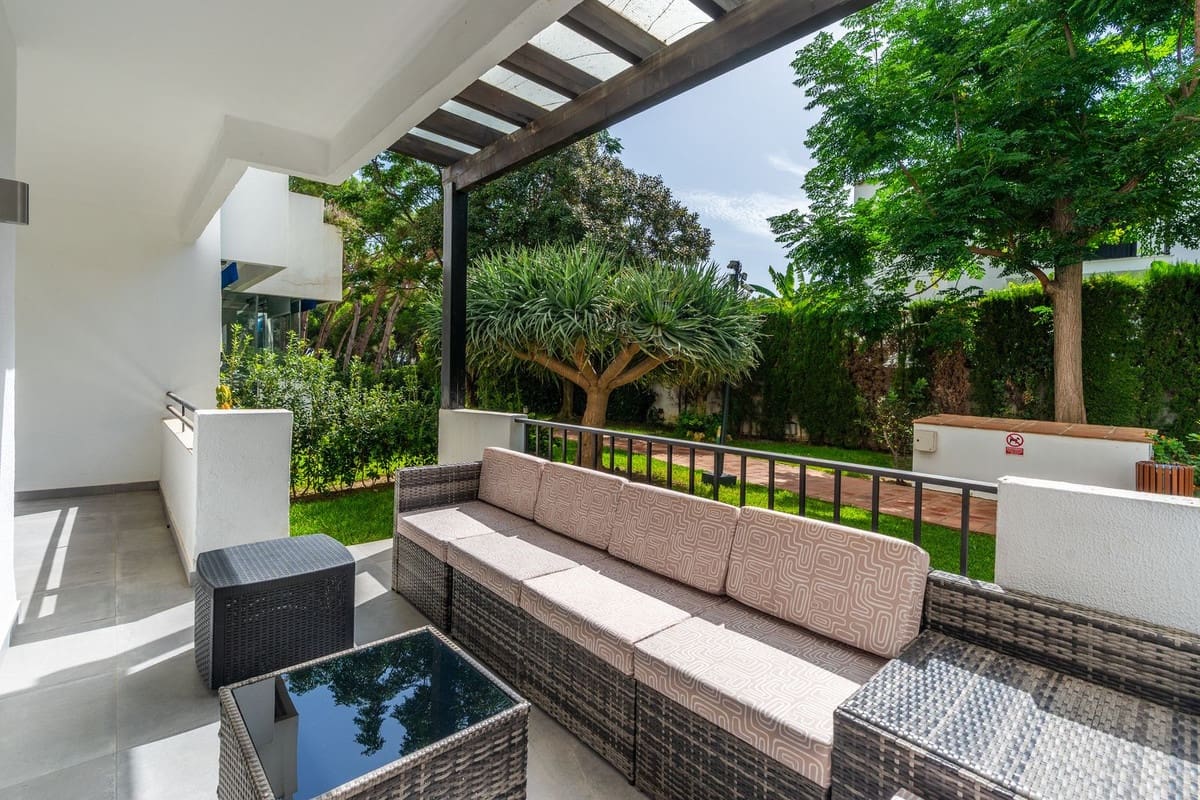 2 Zimmer Apartment zu verkaufen in Puerto Banus mit Pool Garage - 690.000 € (Ref: 10074486)
