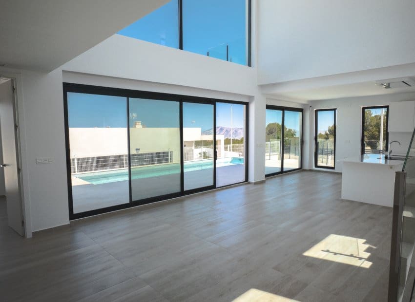 3 sovrum Villa till salu i Polop med pool - 720 000 € (Ref: 8837164)