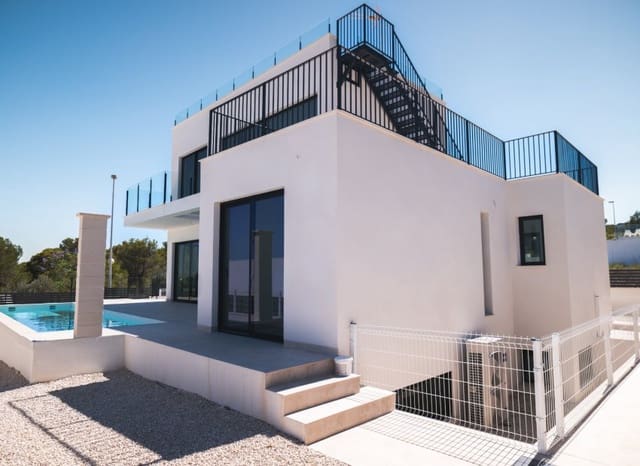 3 bedroom Villa for sale in Polop with pool - € 720,000 (Ref: 8837164)