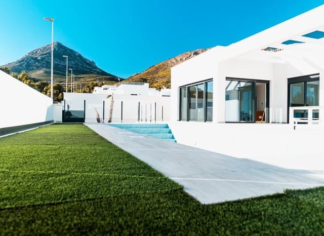 Chalet de 3 habitaciones en Polop en venta con piscina - 500.000 € (Ref: 8837168)