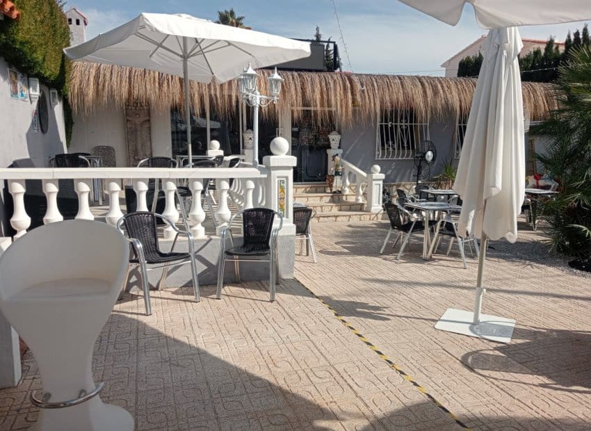 5 chambre Villa/Maison à vendre à La Nucia avec garage - 511 000 € (Ref: 8837596)