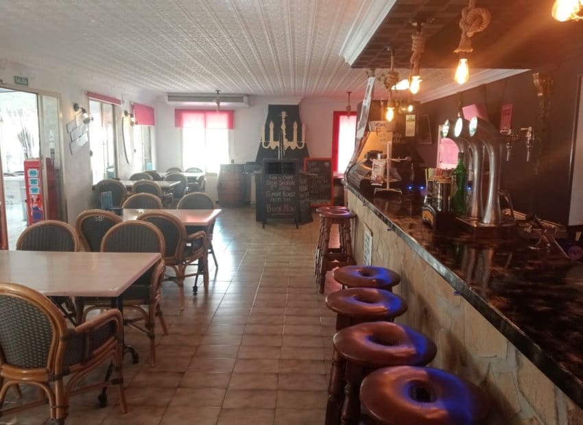 5 chambre Villa/Maison à vendre à La Nucia avec garage - 511 000 € (Ref: 8837596)