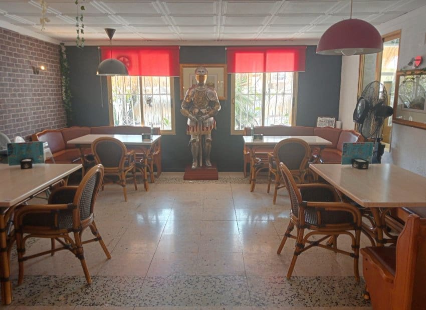 5 chambre Villa/Maison à vendre à La Nucia avec garage - 511 000 € (Ref: 8837596)