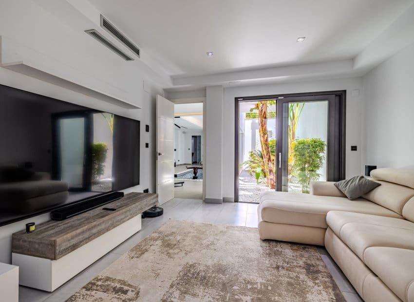 5 soveværelse Villa til salg i Javea / Xabia med swimmingpool garage - € 2.499.900 (Ref: 8837601)