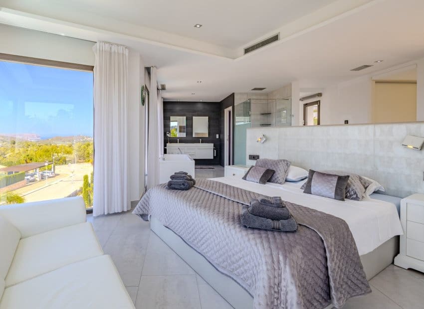 5 soveværelse Villa til salg i Javea / Xabia med swimmingpool garage - € 2.499.900 (Ref: 8837601)