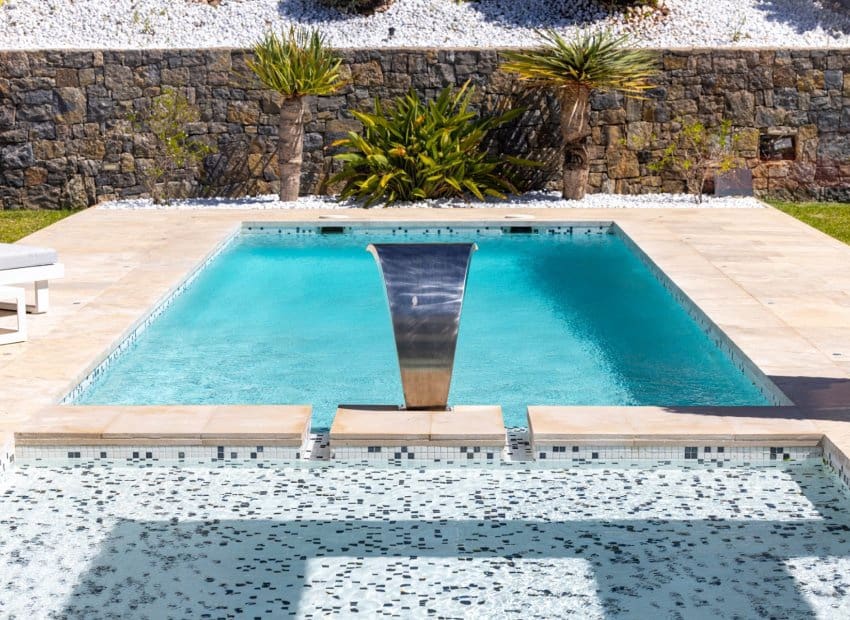 5 soveværelse Villa til salg i Javea / Xabia med swimmingpool garage - € 2.499.900 (Ref: 8837601)