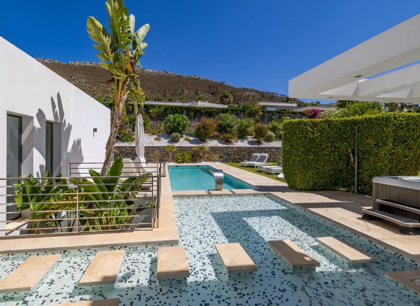 5 soveværelse Villa til salg i Javea / Xabia med swimmingpool garage - € 2.499.900 (Ref: 8837601)