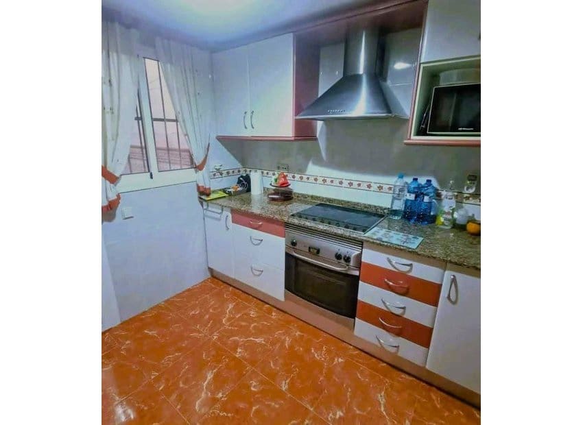 3 soveværelse Lejlighed til salg i Benidorm - € 343.000 (Ref: 8837606)