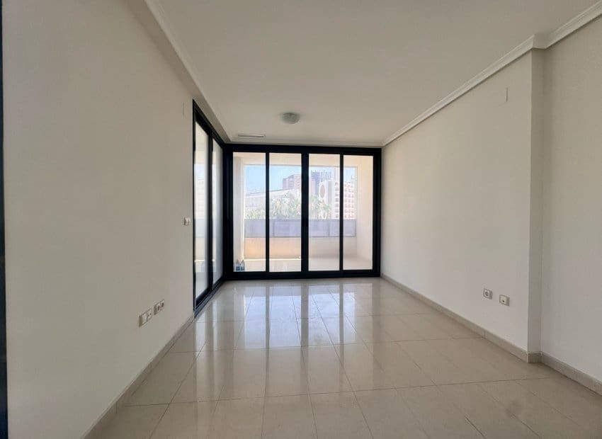 2 chambre Appartement à vendre à Benidorm avec piscine - 315 000 € (Ref: 9100085)