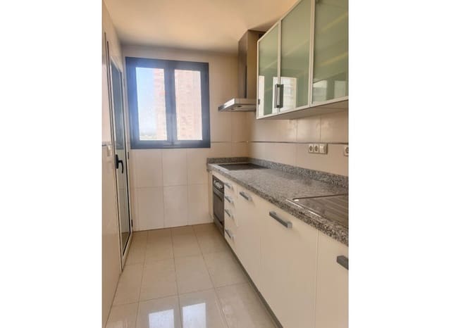 2 bedroom Apartment for sale in Playa Levante, Benidorm with pool - € 315,000 (Ref: 9100085)