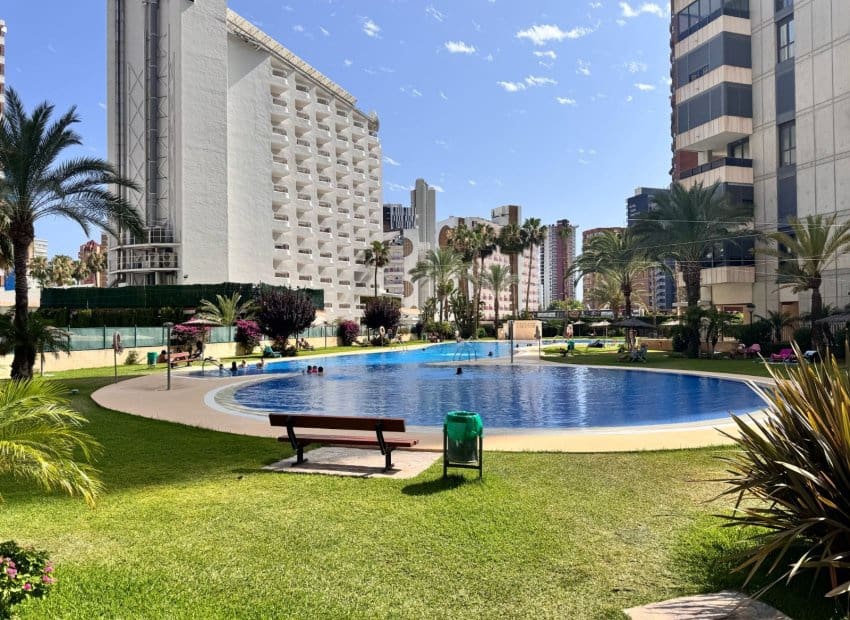 2 chambre Appartement à vendre à Benidorm avec piscine - 315 000 € (Ref: 9100085)