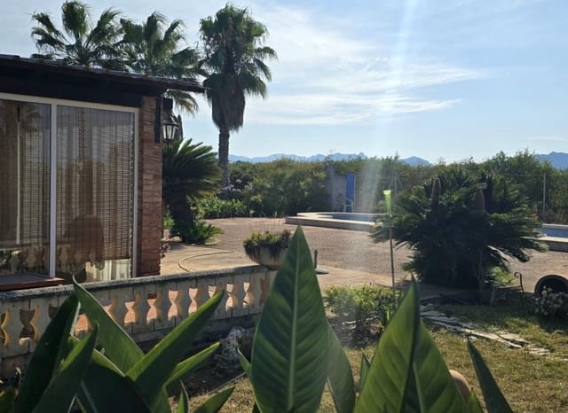 3 soverom Villa til salgs i La Xara - La Sella, Dénia med svømmebasseng garasje - € 495 000 (Ref: 9112956)