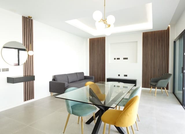 Chalet de 3 habitaciones en Polop en venta con piscina - 525.000 € (Ref: 9136316)