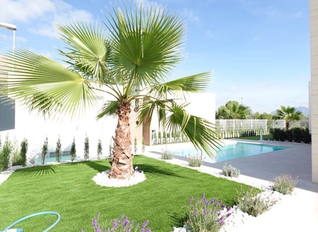 Chalet de 3 habitaciones en Polop en venta con piscina - 525.000 € (Ref: 9136316)