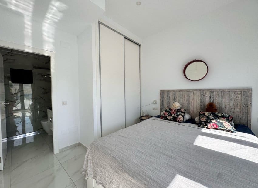 2 bedroom Townhouse for sale in Polop with pool - € 330,000 (Ref: 9175750)