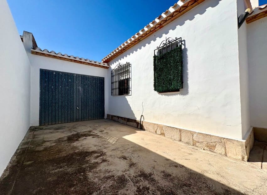 4 soverom Villa til salgs i Denia med svømmebasseng garasje - € 490 000 (Ref: 9263156)