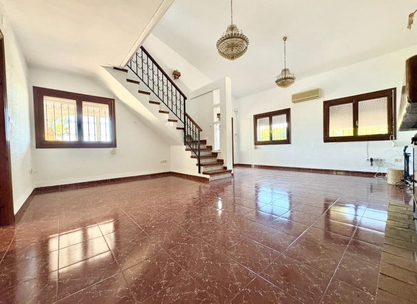 4 soverom Villa til salgs i Denia med svømmebasseng garasje - € 490 000 (Ref: 9263156)