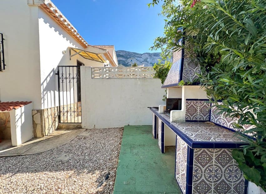 4 soverom Villa til salgs i Denia med svømmebasseng garasje - € 490 000 (Ref: 9263156)