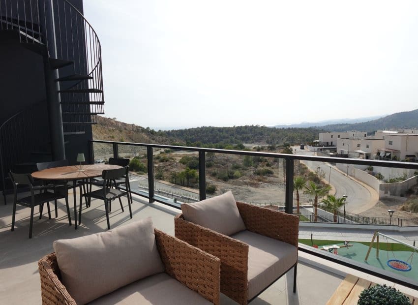 3 soverom Penthouse til salgs i Finestrat med svømmebasseng - € 450 000 (Ref: 9294962)