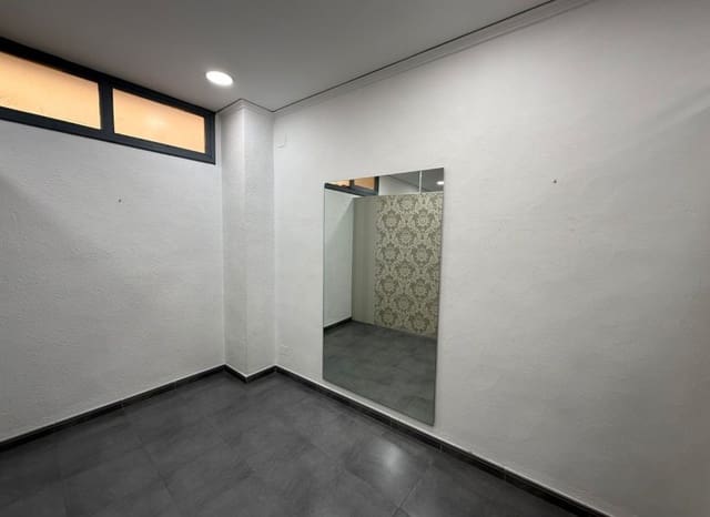 Commerciale in vendita in Tavernes de la Valldigna - 295.000 € (Rif: 9296354)