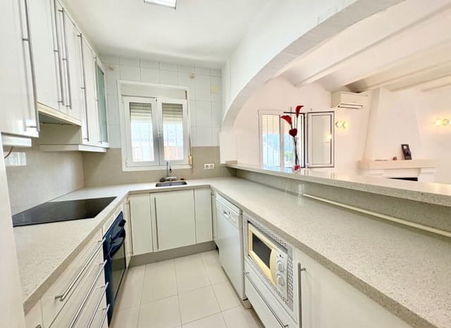 3 bedroom Townhouse for sale in El Puerto, Dénia - € 370,000 (Ref: 9332685)