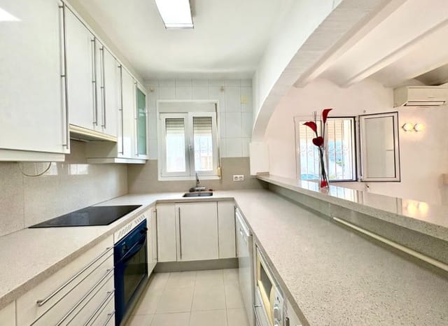 3 bedroom Townhouse for sale in El Puerto, Dénia - € 370,000 (Ref: 9332685)