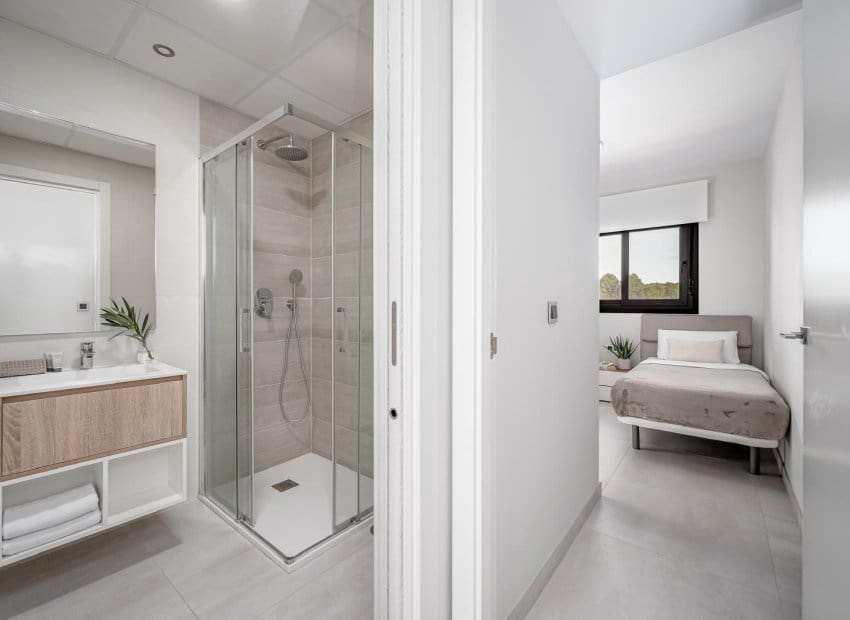 2 soveværelse Strandlejlighed til salg i Benidorm med swimmingpool - € 529.000 (Ref: 9417817)