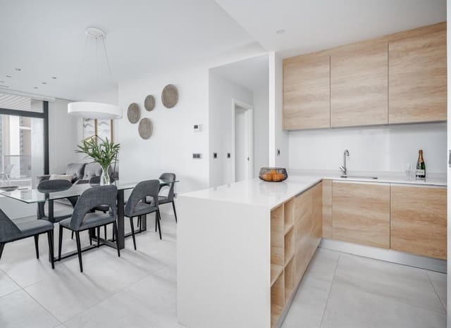 2 soveværelse Strandlejlighed til salg i Rincón de Loix, Benidorm med swimmingpool - € 529.000 (Ref: 9417817)