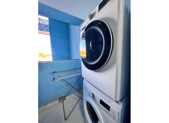 2 soveværelse Strandlejlighed til salg i Rincón de Loix, Benidorm med swimmingpool - € 529.000 (Ref: 9417817)